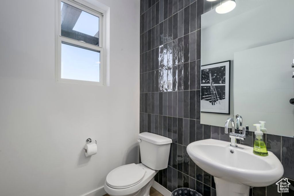 Image 8 of property listing at 2002 W POINTE DR #E-3, Heber City, UT 84032