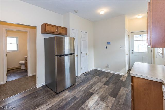 475 Sullivan Avenue, Akron, OH 44305