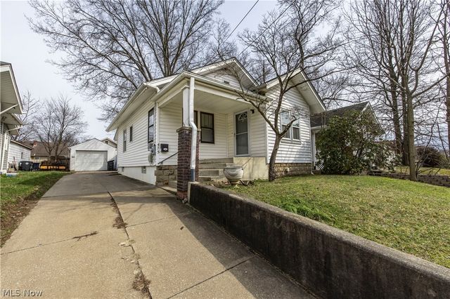 475 Sullivan Avenue, Akron, OH 44305