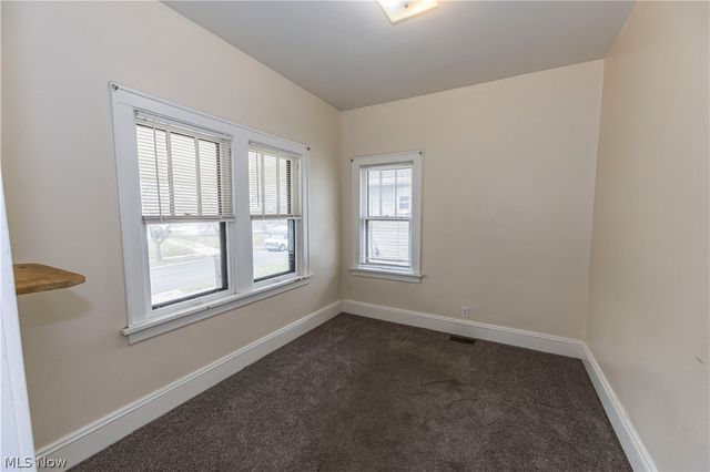 475 Sullivan Avenue, Akron, OH 44305