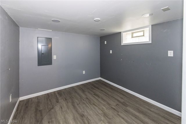 475 Sullivan Avenue, Akron, OH 44305