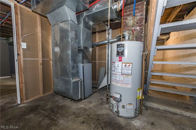 475 Sullivan Avenue, Akron, OH 44305