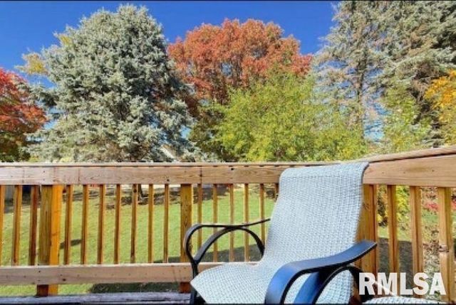 1105 E SAMUEL Avenue, Peoria Heights, IL 61616