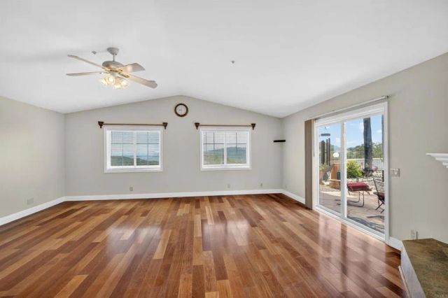 11535 Alps Way, Escondido, CA 92026