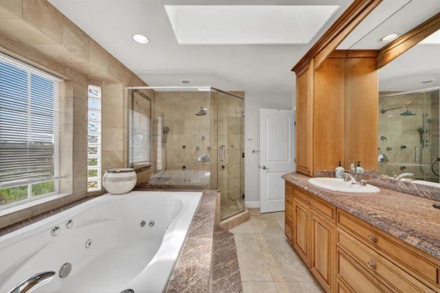 11535 Alps Way, Escondido, CA 92026