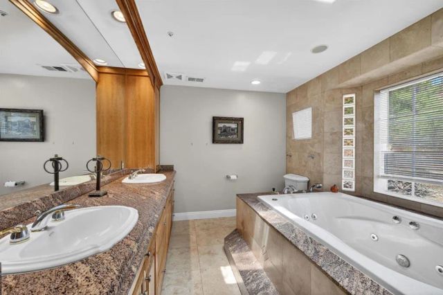 11535 Alps Way, Escondido, CA 92026
