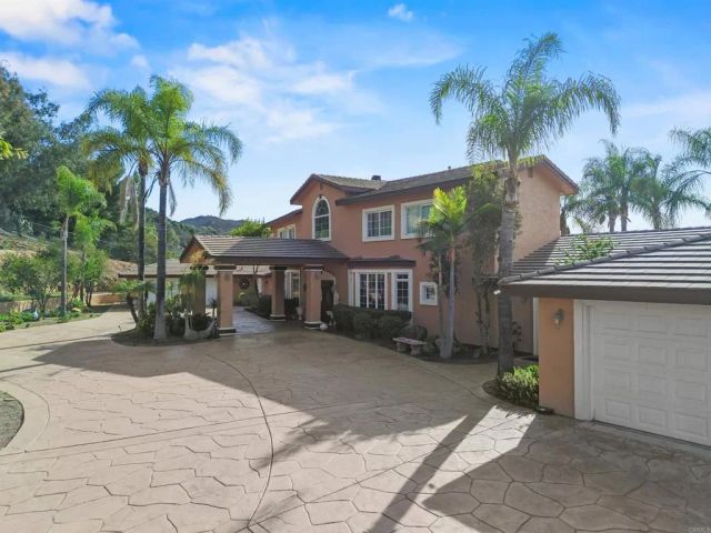 11535 Alps Way, Escondido, CA 92026