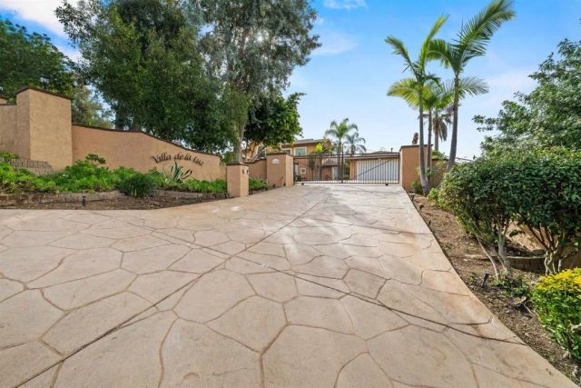11535 Alps Way, Escondido, CA 92026
