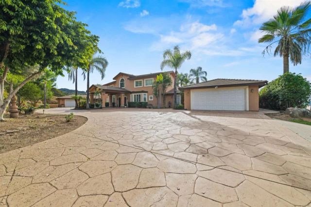 11535 Alps Way, Escondido, CA 92026