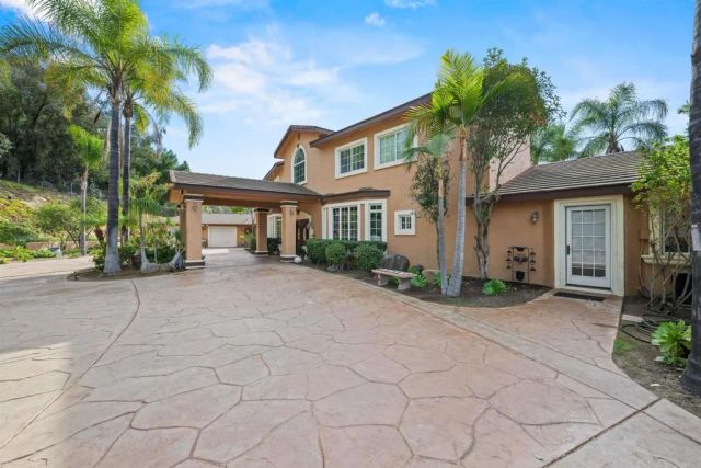 11535 Alps Way, Escondido, CA 92026