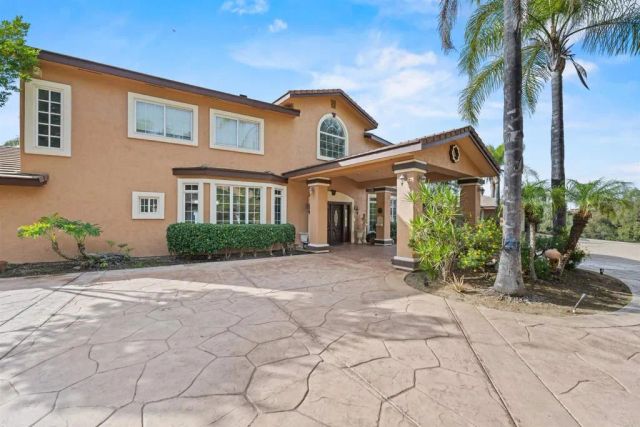 11535 Alps Way, Escondido, CA 92026