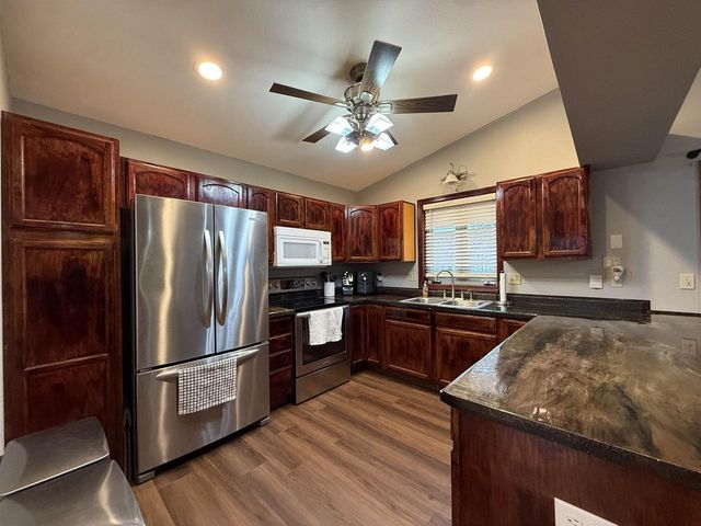 1405 Foster Avenue, Janesville, WI 53545