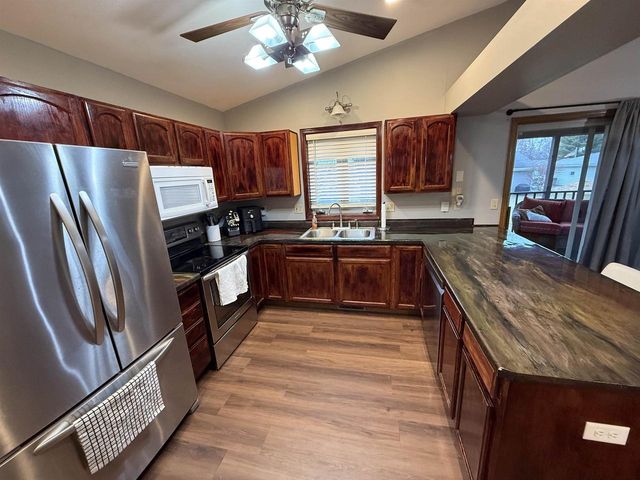 1405 Foster Avenue, Janesville, WI 53545