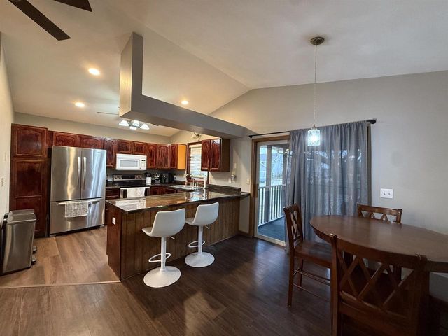 1405 Foster Avenue, Janesville, WI 53545