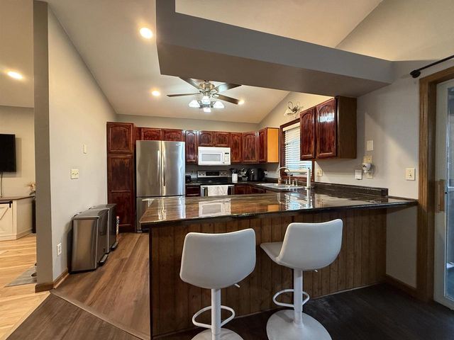 1405 Foster Avenue, Janesville, WI 53545