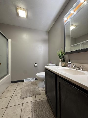 1405 Foster Avenue, Janesville, WI 53545