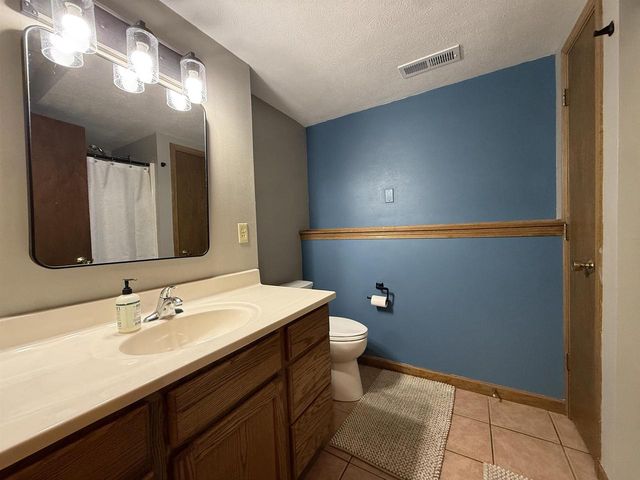 1405 Foster Avenue, Janesville, WI 53545