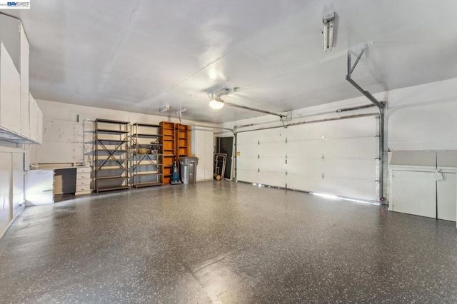 11165 Lochard St, Oakland, CA 94605