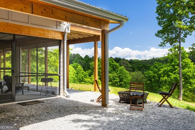 143 Brannon Ridge, Young Harris, GA 30582