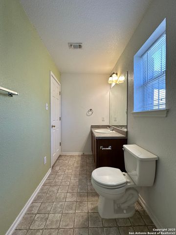 2219 Mobeetie Trl, San Antonio, TX 78245
