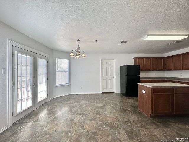 2219 Mobeetie Trl, San Antonio, TX 78245