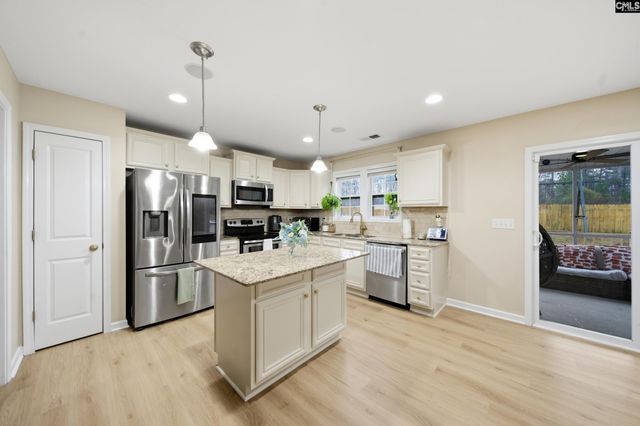 166 Flinchum Place, Lexington, SC 29073