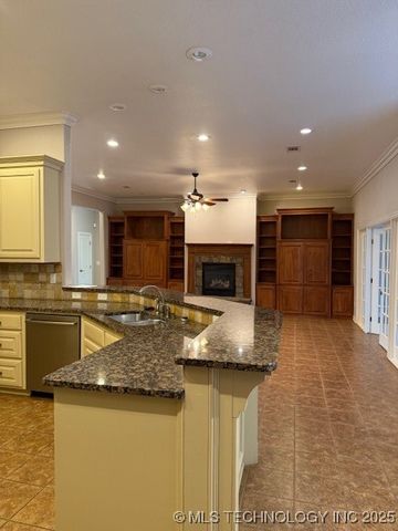 331 Wildflower Place, Ardmore, OK 73401