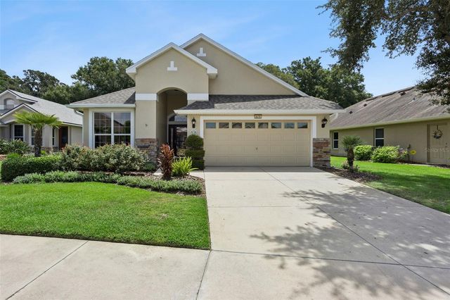 8270 BRIDGEPORT BAY CIRCLE, Mount Dora, FL 32757