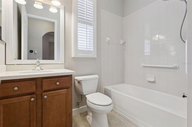 8270 BRIDGEPORT BAY CIRCLE, Mount Dora, FL 32757