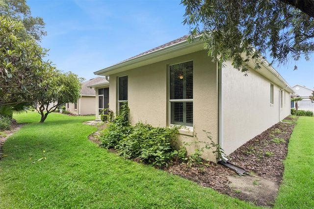 8270 BRIDGEPORT BAY CIRCLE, Mount Dora, FL 32757