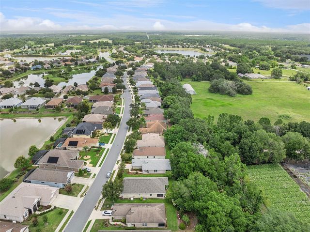 8270 BRIDGEPORT BAY CIRCLE, Mount Dora, FL 32757