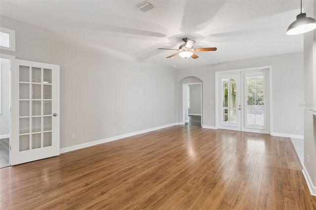 8270 BRIDGEPORT BAY CIRCLE, Mount Dora, FL 32757