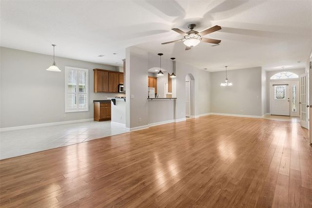 8270 BRIDGEPORT BAY CIRCLE, Mount Dora, FL 32757