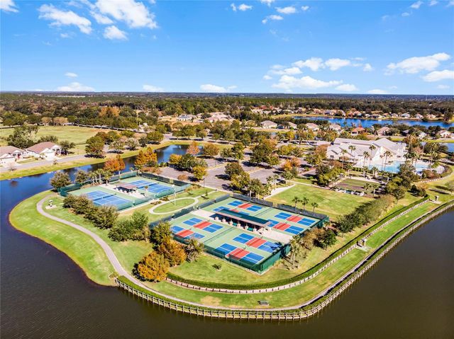 8270 BRIDGEPORT BAY CIRCLE, Mount Dora, FL 32757