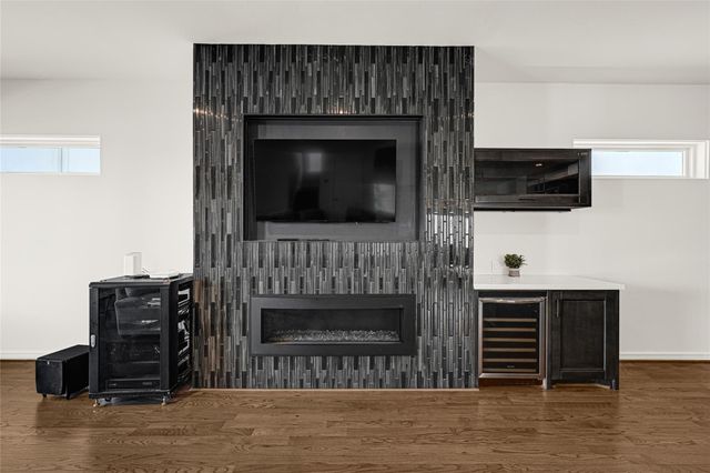 707 W Clay, Houston, TX 77019