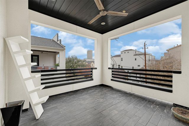 707 W Clay, Houston, TX 77019