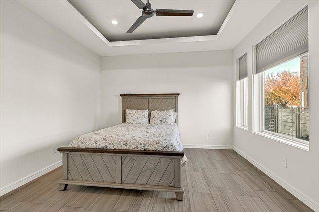 707 W Clay, Houston, TX 77019