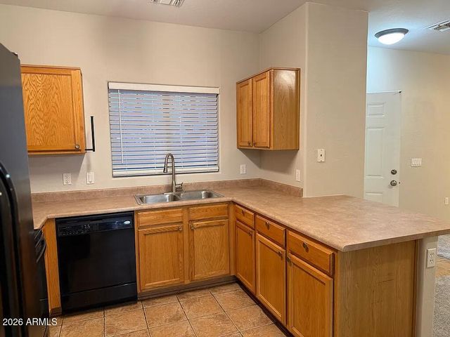 525 N Miller Road 115, Scottsdale, AZ 85257