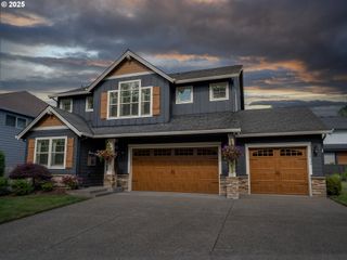 14988 Se GLENBROOK Rd, Clackamas, OR 97015