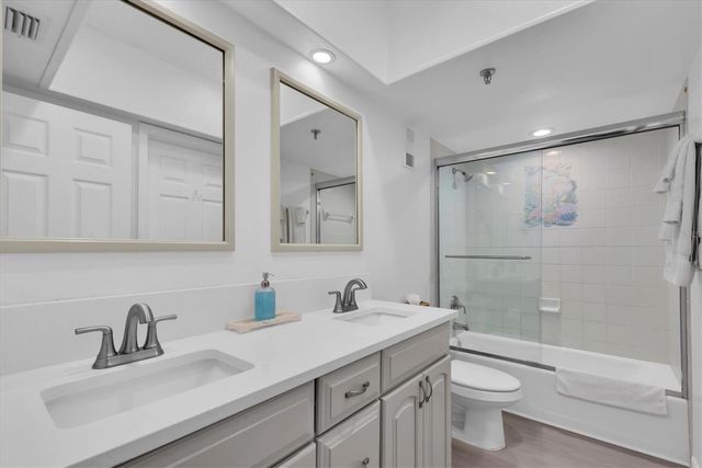 14710 GULF BOULEVARD 206, Madeira Beach, FL 33708