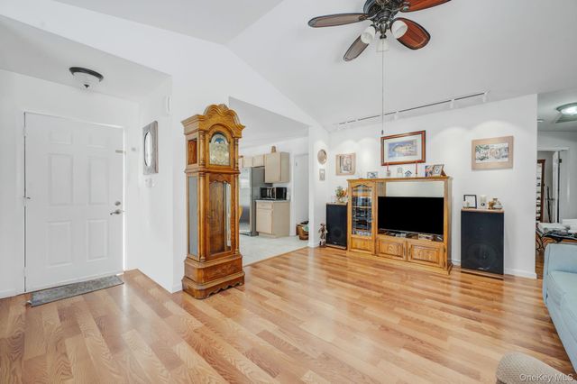 2 Greenbriar Court 2, Middle Island, NY 11953