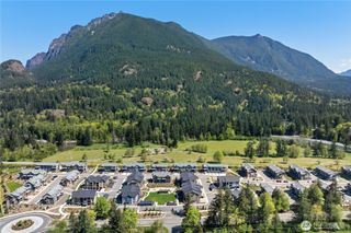 1188 Waterfall Way SE #1802, North Bend, WA 98045