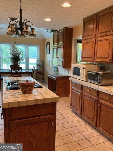 105 Benson Circle, Fayetteville, GA 30214