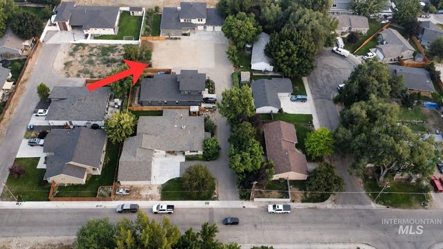 8817 W Holbrook Ave, Boise, ID 83704