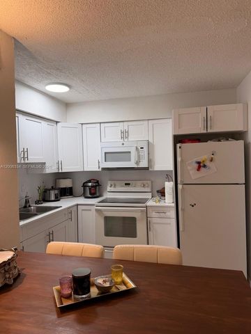 5055 NW 7th St 405, Miami, FL 33126