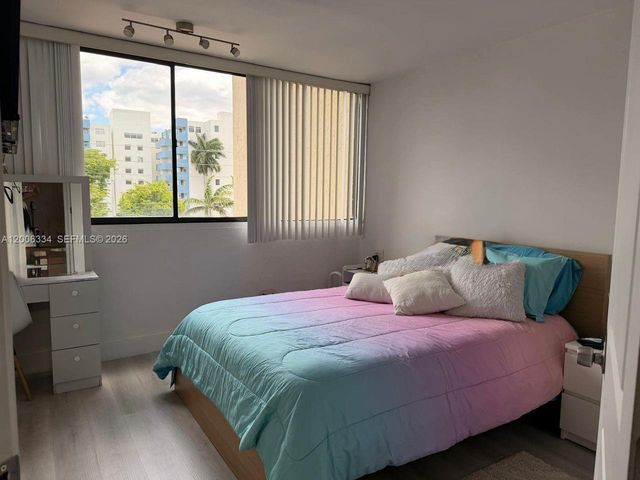 5055 NW 7th St 405, Miami, FL 33126