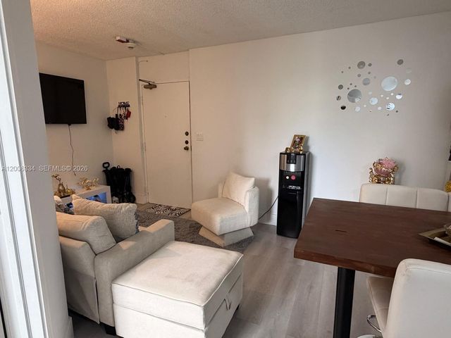 5055 NW 7th St 405, Miami, FL 33126