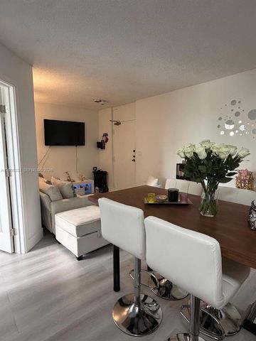 5055 NW 7th St 405, Miami, FL 33126