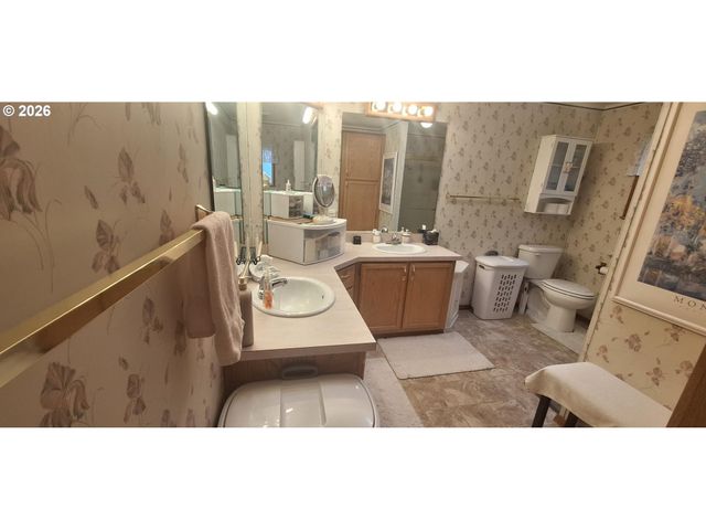 848 WECOMA Loop, Florence, OR 97439