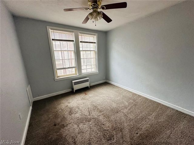 15610 Van Aken Boulevard 4, Shaker Heights, OH 44120